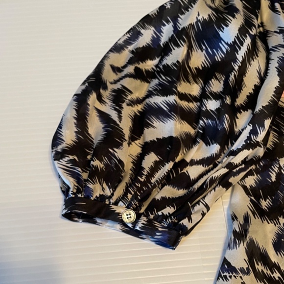 Magaschoni Silk Top - Picture 8 of 11